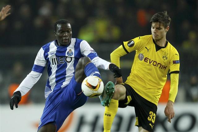 乐鱼体育app-曼城客场击败波尔图，提前锁定小组出线资格