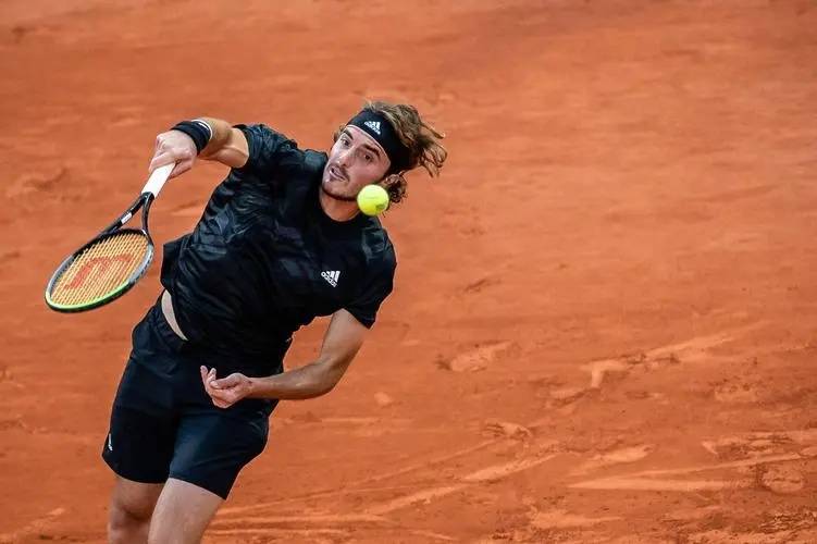 乐鱼体育网站入口-关于德国网球队鏖战欧洲网球队,西西帕斯送出助攻的信息