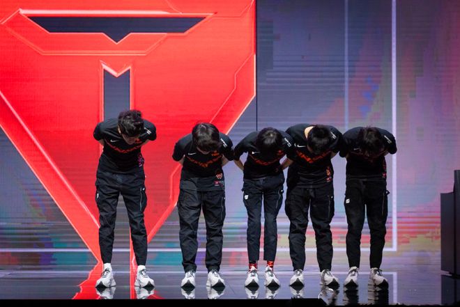 乐鱼体育-FNC爆冷XL，Knight关键制胜的简单介绍